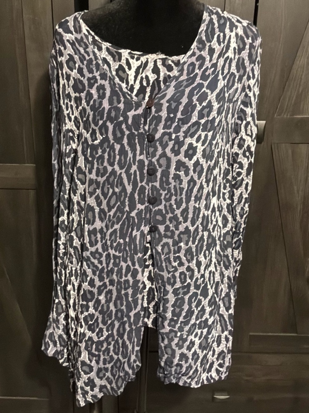 2 piece Women's Sleeveless Leopard Print Tank Top - and tunic Black and White